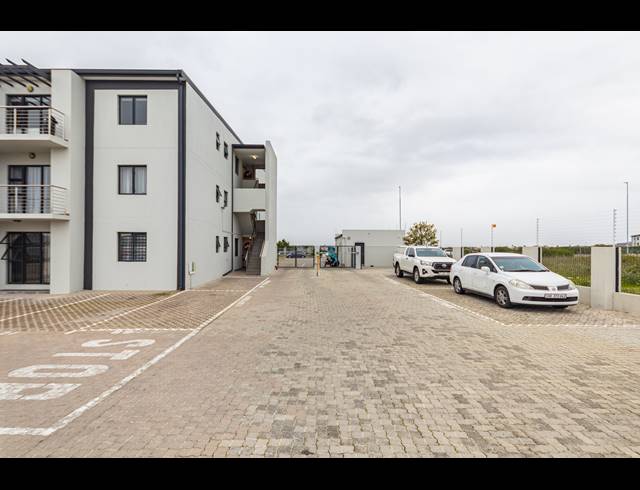 3 BEDROOM APARTMENT TO LET IN PARKLANDS